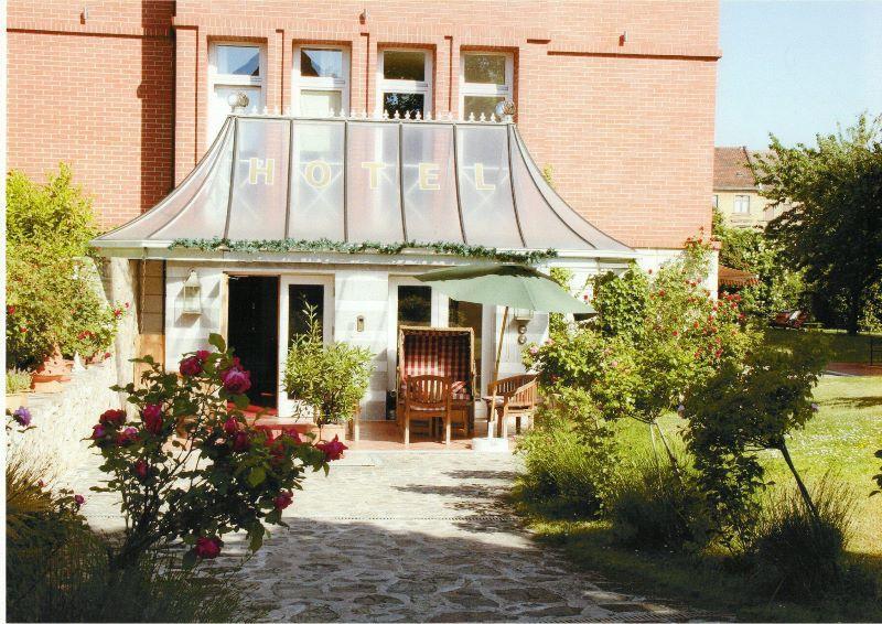 Hotel-Park-Residenz Aschersleben Exterior photo